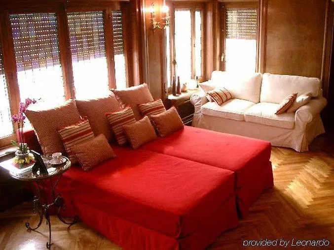 Casa Con Estilo Balmes B&B Барселона 2*,